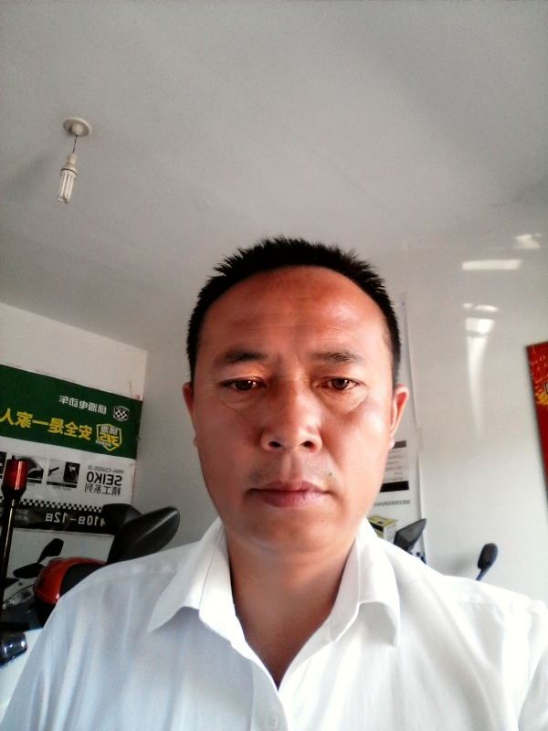 左手的第一张照片--嘉兴相亲服务中心
