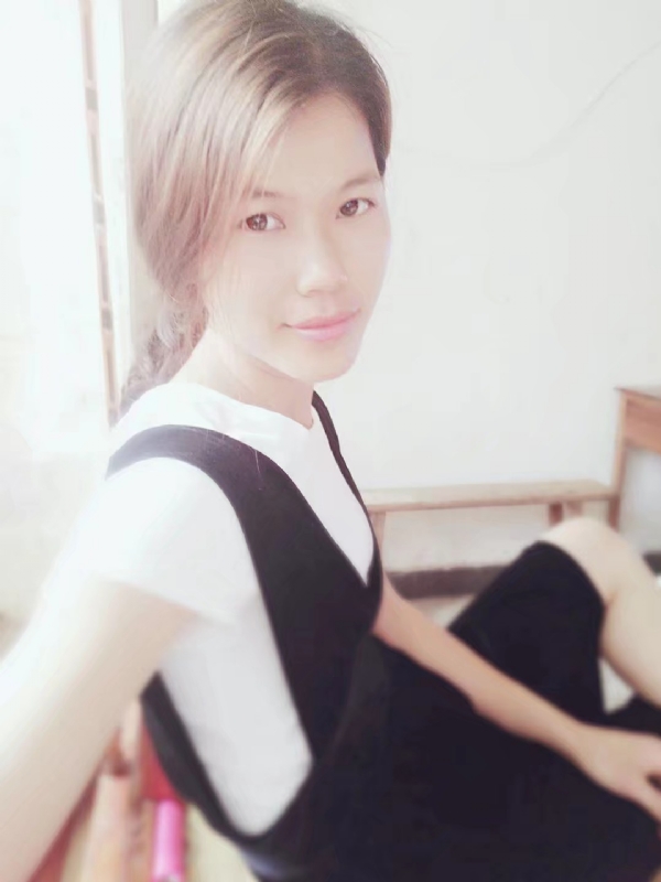 婷婷的第一张照片--嘉兴相亲服务中心