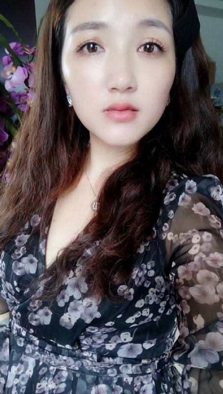 Jasmyn的第一张照片--嘉兴相亲服务中心