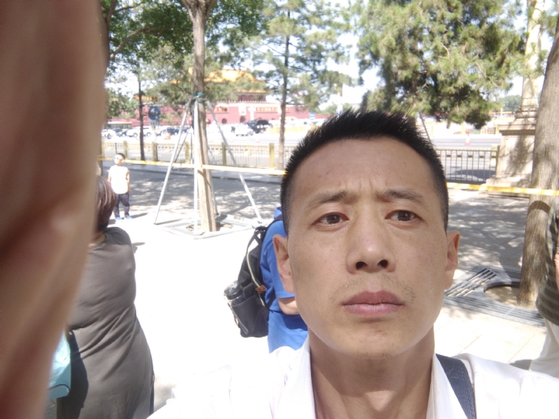 刘红兵的第一张照片--嘉兴相亲服务中心