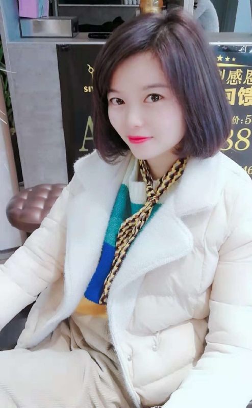 认真的雪的第一张照片--嘉兴相亲服务中心