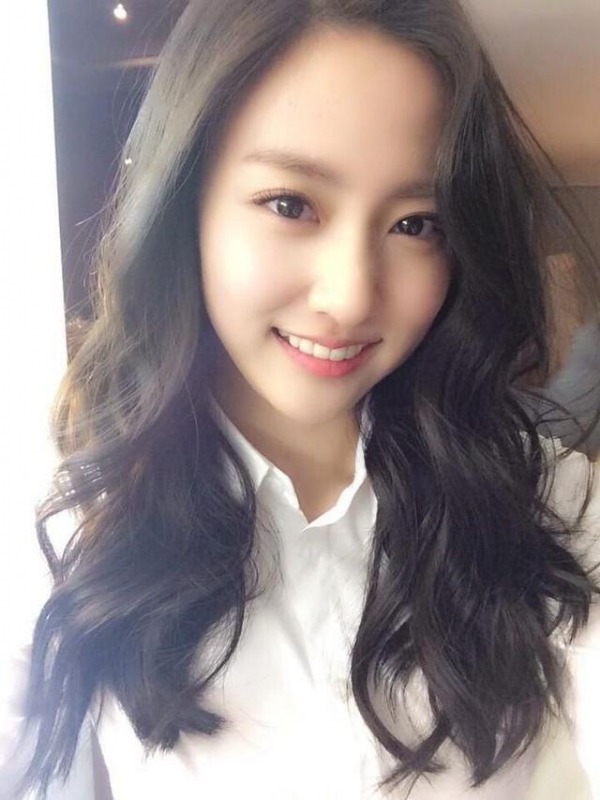 等爱的易微的第一张照片--嘉兴相亲服务中心