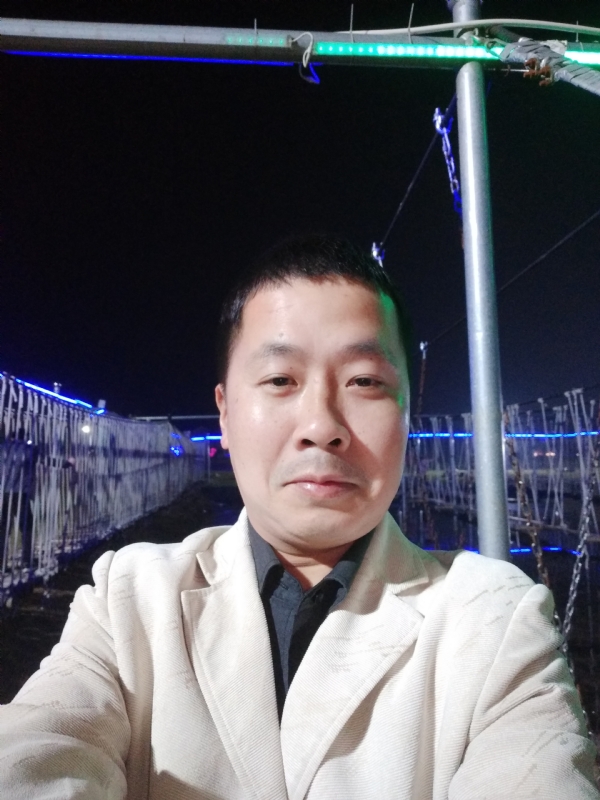 阿峰的第一张照片--嘉兴相亲服务中心