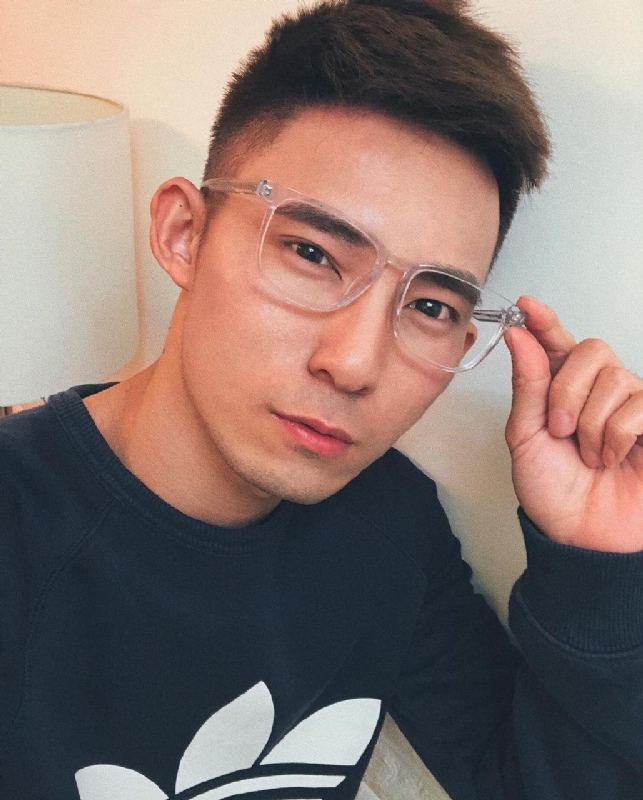 小伟的第一张照片--嘉兴相亲服务中心
