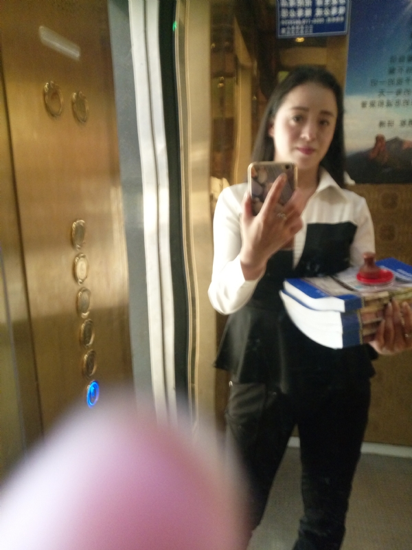 铿锵玫瑰的第一张照片--嘉兴相亲服务中心