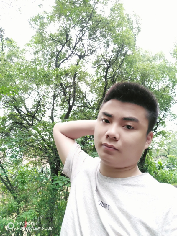 黄帅哥的第一张照片--嘉兴相亲服务中心