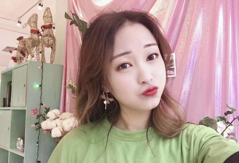 罗兰的第二张照片--嘉兴相亲服务中心