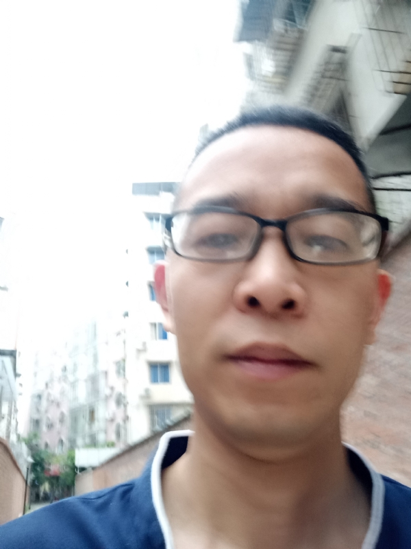 眼镜的第一张照片--嘉兴相亲服务中心