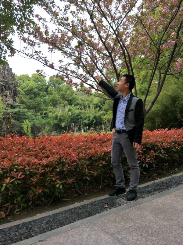 坦诚的第一张照片--嘉兴相亲服务中心