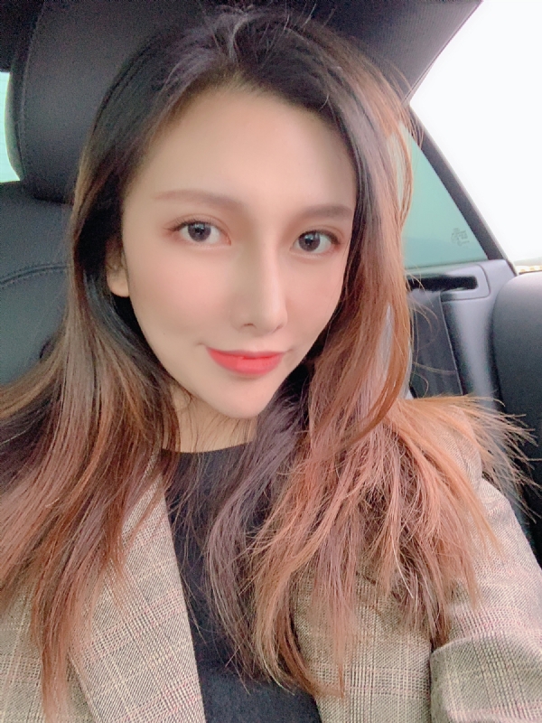 李岚Lancy的第一张照片--嘉兴相亲服务中心
