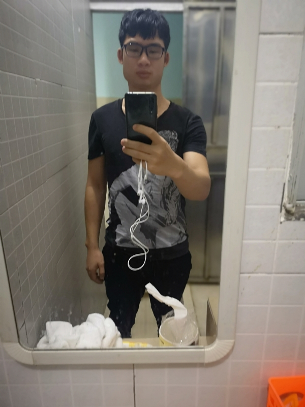 右手的执着的第一张照片--嘉兴相亲服务中心