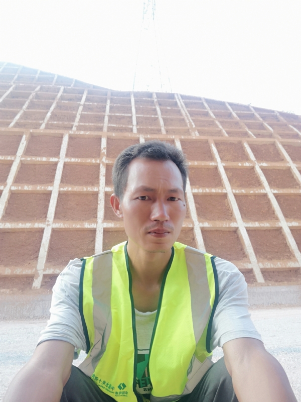 哥们的第一张照片--嘉兴相亲服务中心