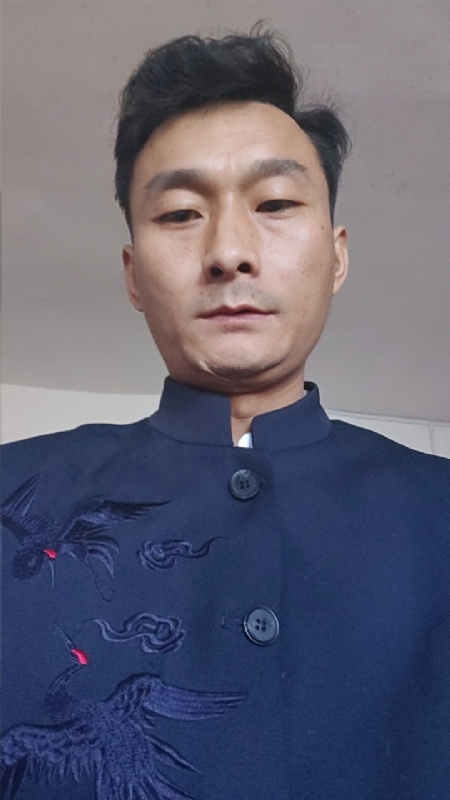 逆袭的小老鼠～龙long的第一张照片--嘉兴相亲服务中心