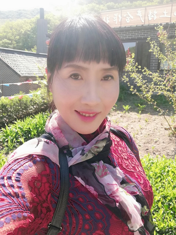 艳阳高照的第一张照片--嘉兴相亲服务中心