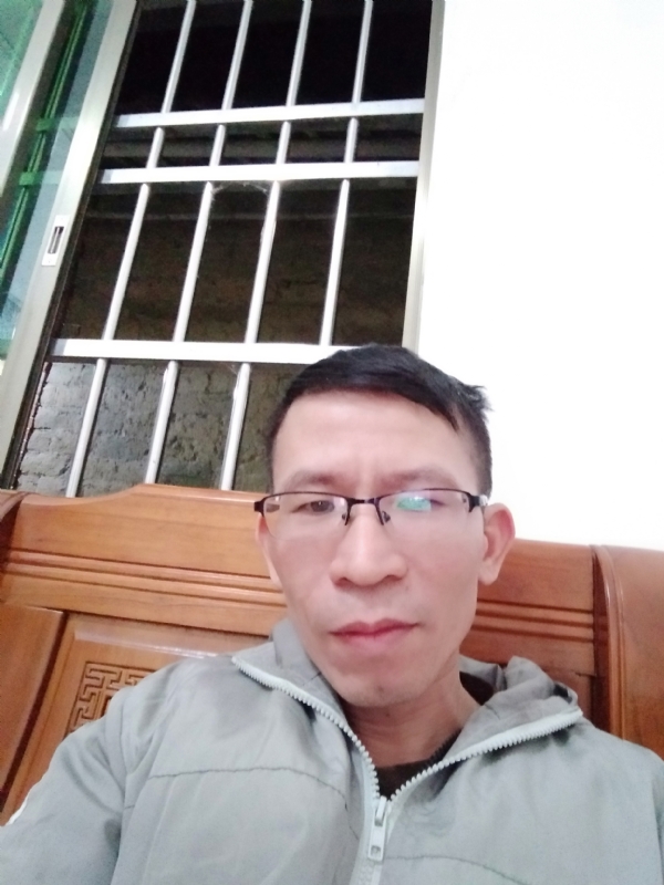 奋斗的第一张照片--嘉兴相亲服务中心