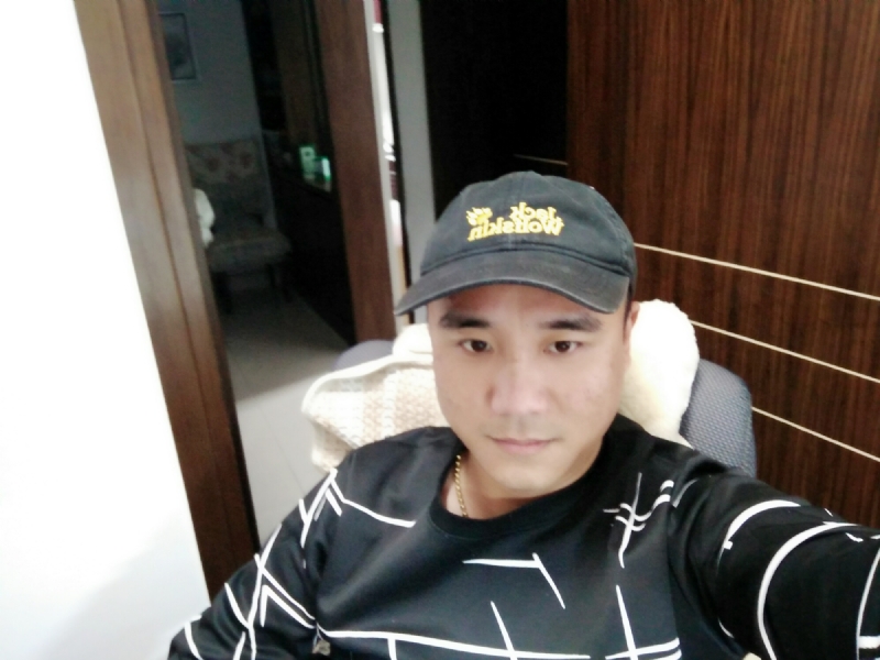 坚持我爱的第一张照片--嘉兴相亲服务中心