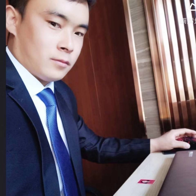 会哭的幸福的第一张照片--嘉兴相亲服务中心