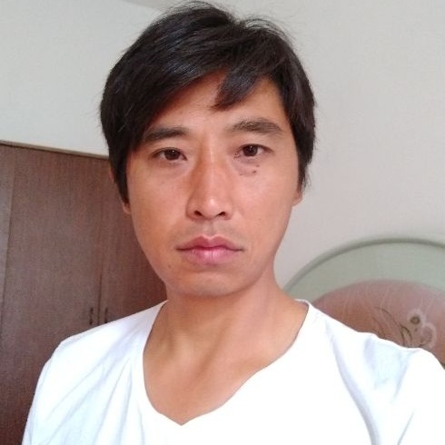 莞尔一笑的第一张照片--嘉兴相亲服务中心
