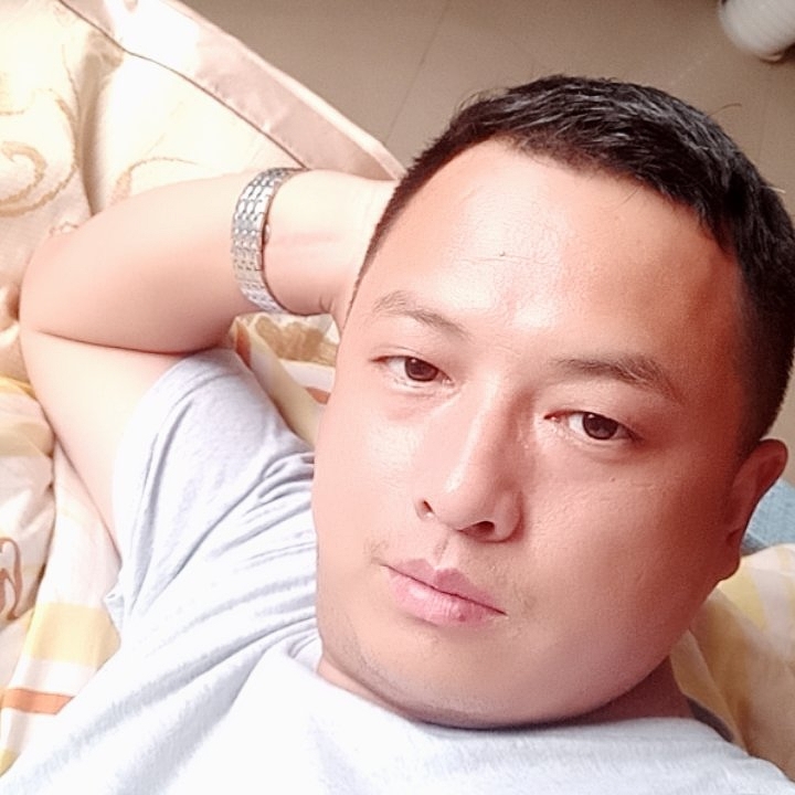 忘世情的第一张照片--嘉兴相亲服务中心
