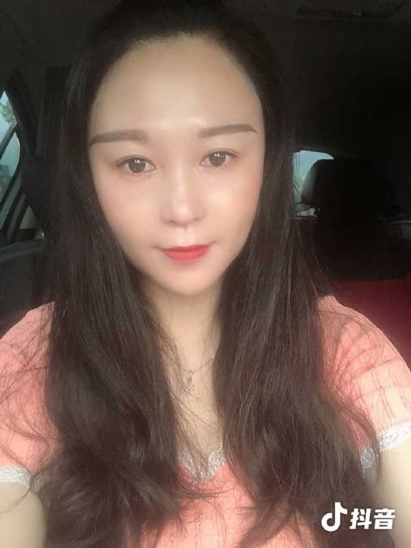 云云的第一张照片--嘉兴相亲服务中心