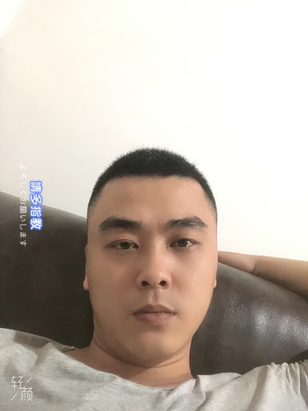 草根的第一张照片--嘉兴相亲服务中心