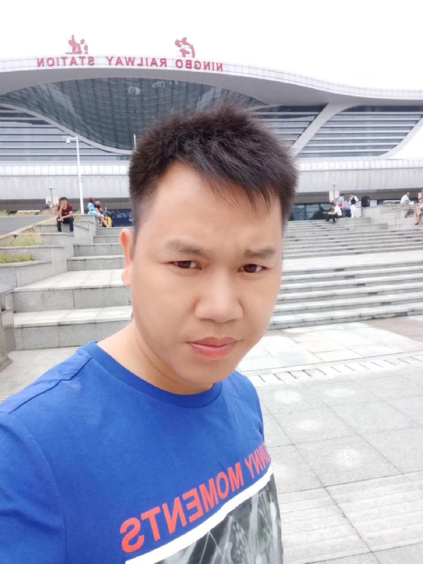 笑对人生的第一张照片--嘉兴相亲服务中心