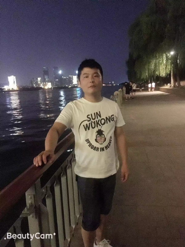 古月的第一张照片--嘉兴相亲服务中心