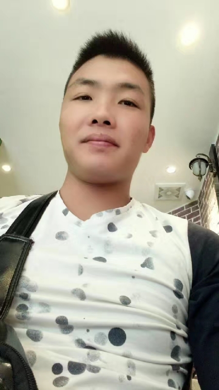 吃生蚝的小乖乖的第一张照片--嘉兴相亲服务中心