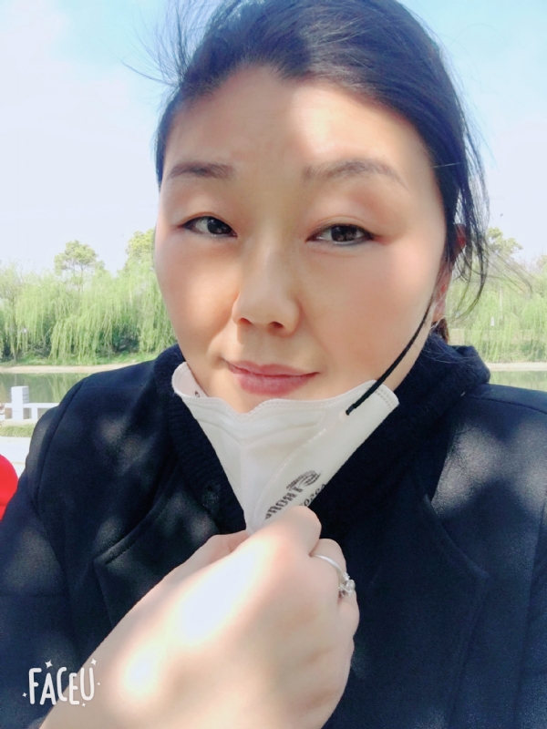 花开半夏的第一张照片--嘉兴相亲服务中心