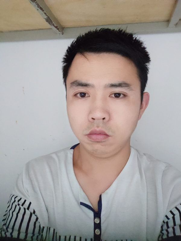 老男孩的第二张照片--嘉兴相亲服务中心