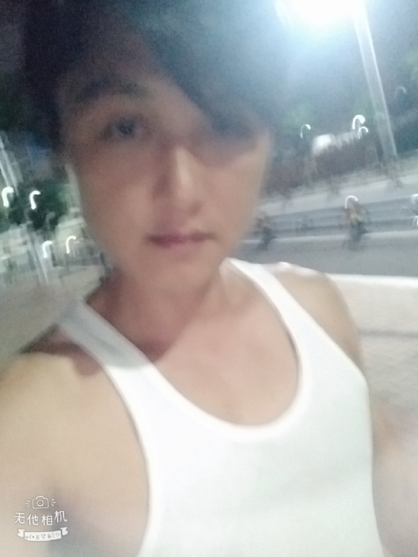 弟弟的第一张照片--嘉兴相亲服务中心