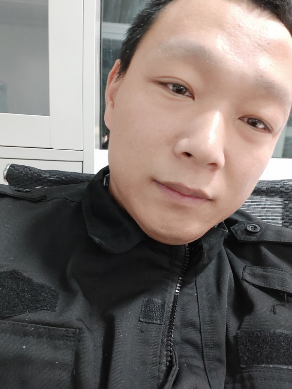 真实找人结婚的第二张照片--嘉兴相亲服务中心
