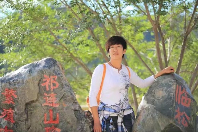 弱水河边青春草的第一张照片--嘉兴相亲服务中心