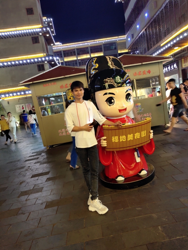 圆嘟嘟的瘦子的第一张照片--嘉兴相亲服务中心