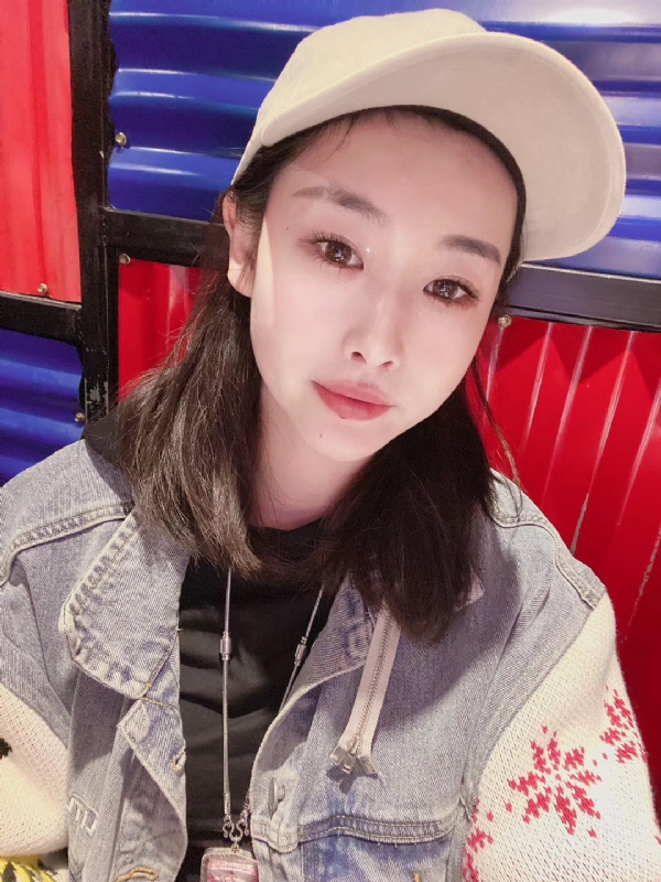玲珑的第一张照片--嘉兴相亲服务中心