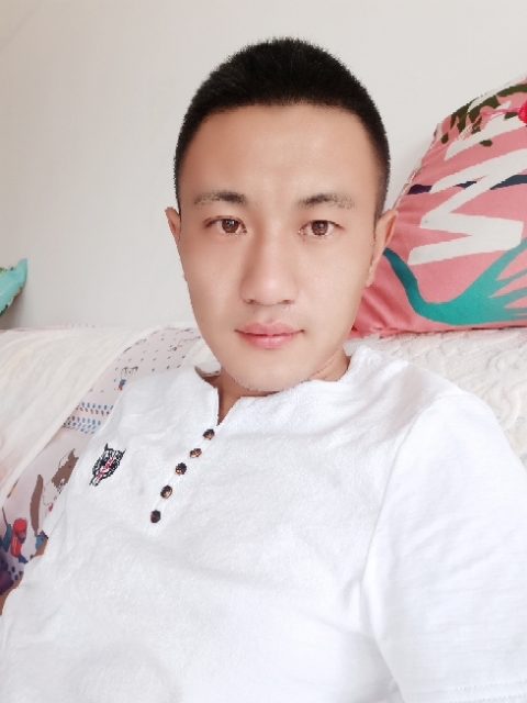 海阔天空的第一张照片--嘉兴相亲服务中心