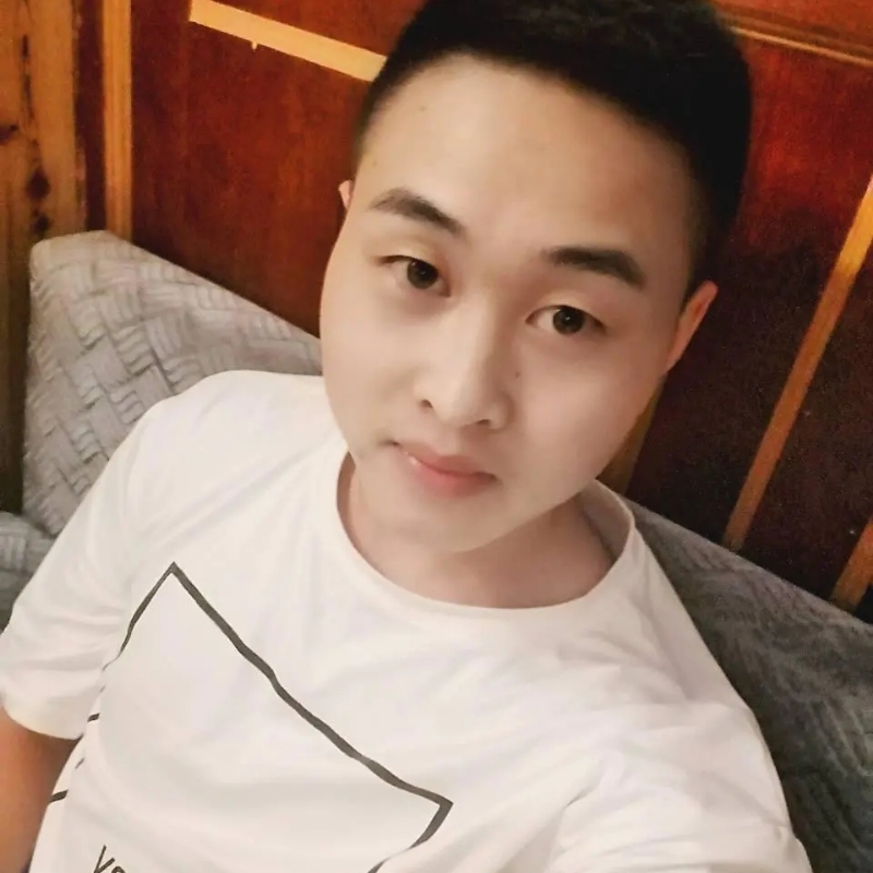 娃娃脸小爸爸的第一张照片--嘉兴相亲服务中心