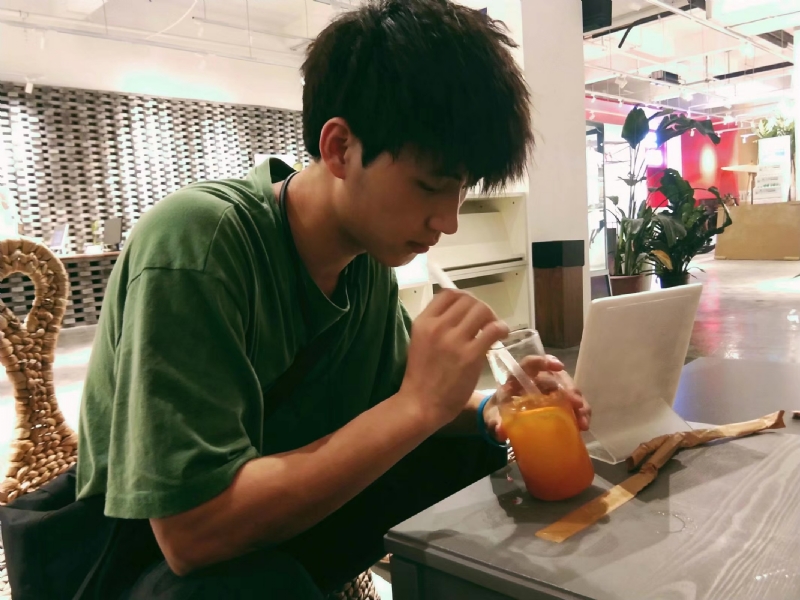 一花一世界的第二张照片--嘉兴相亲服务中心