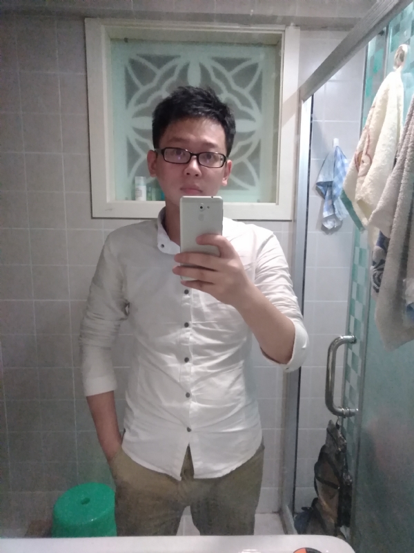 花谢魂伤的第三张照片--嘉兴相亲服务中心