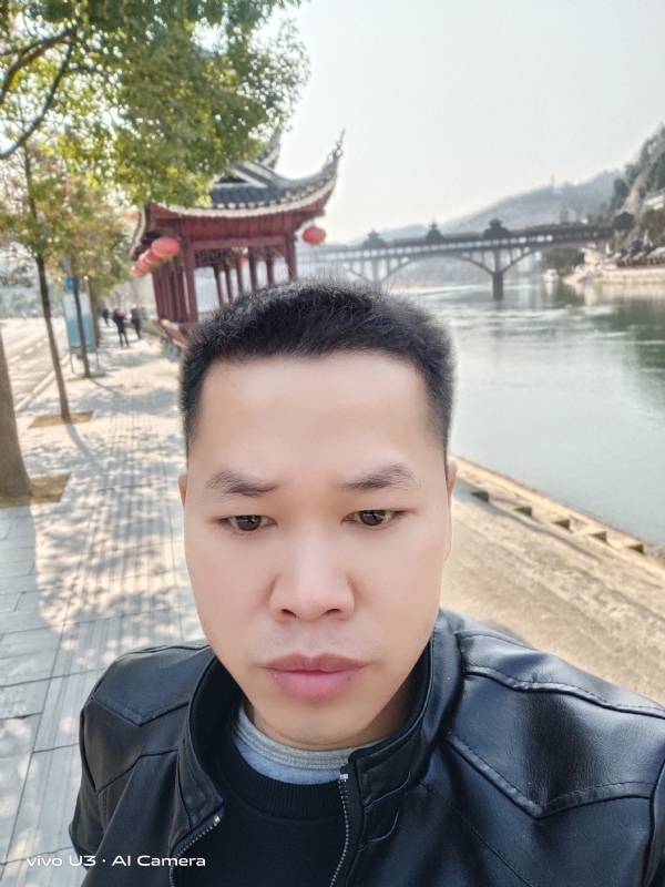 啊锦的第二张照片--嘉兴相亲服务中心
