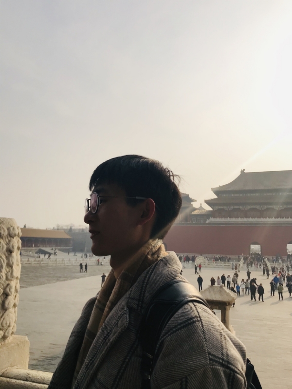 夏侯醉平的第一张照片--嘉兴相亲服务中心
