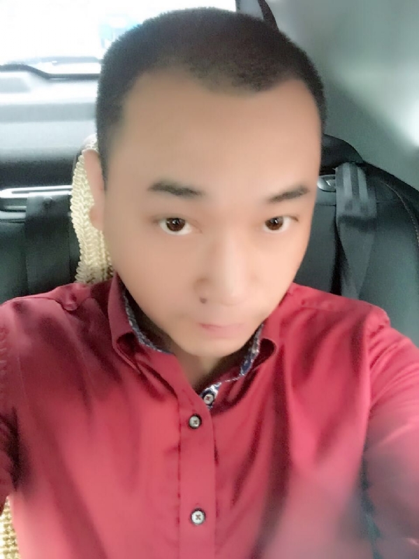 在一个路口等的第一张照片--嘉兴相亲服务中心