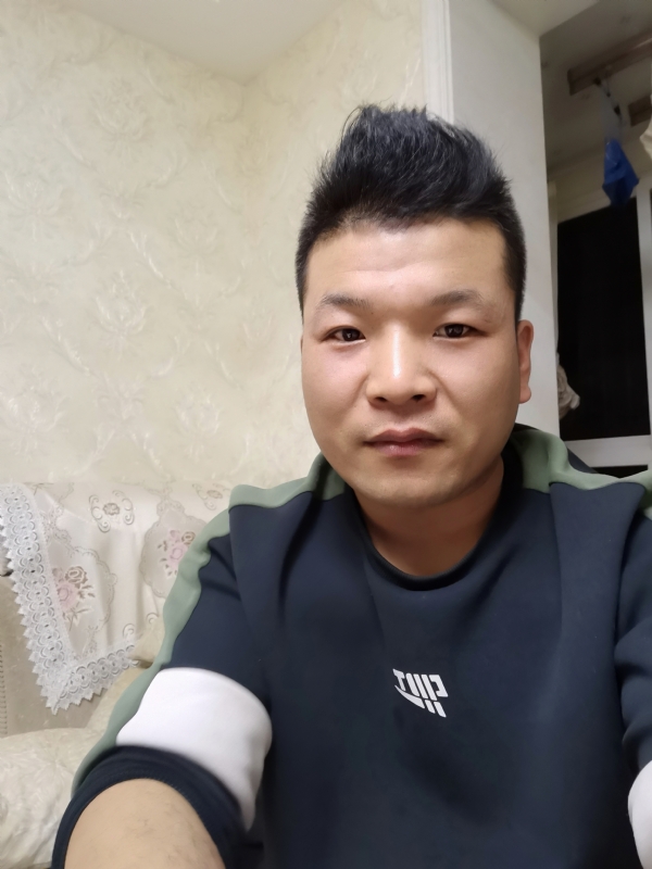 小猪猪的第一张照片--嘉兴相亲服务中心