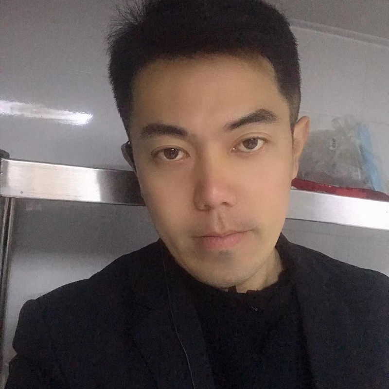 李龙的第二张照片--嘉兴相亲服务中心