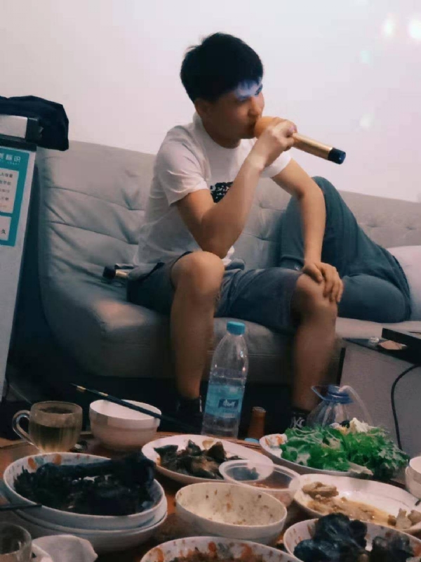 秦成龙的第一张照片--嘉兴相亲服务中心