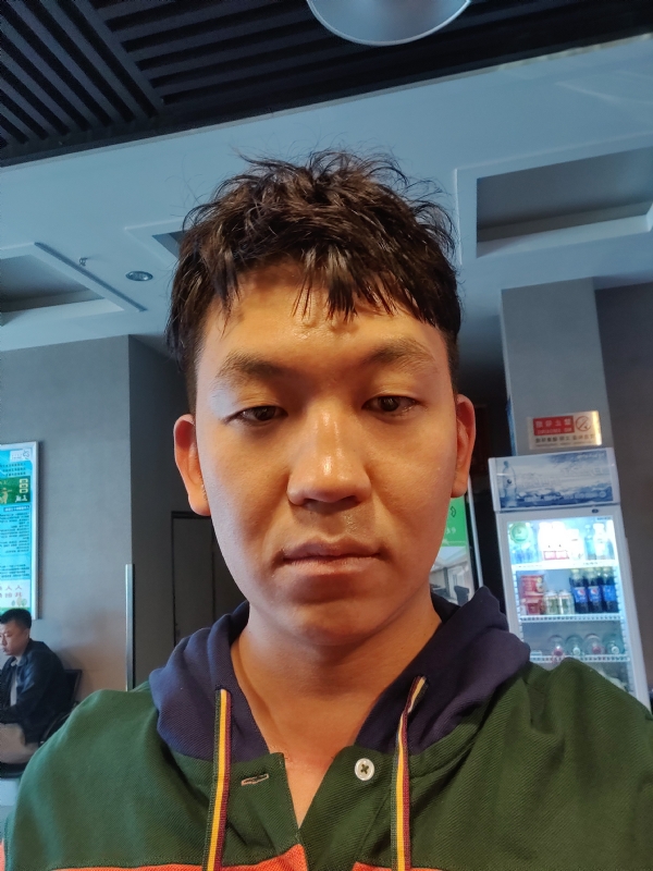 文哈哈的第一张照片--嘉兴相亲服务中心