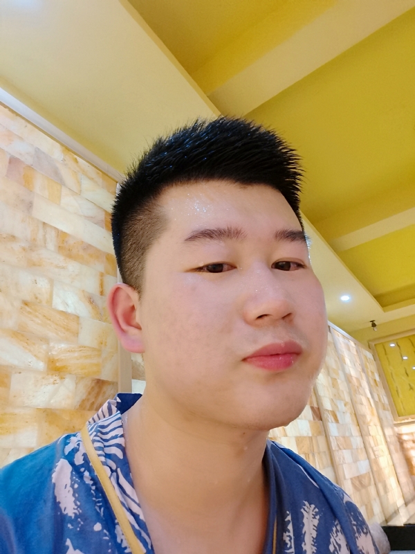 六月与阿十二的第一张照片--嘉兴相亲服务中心