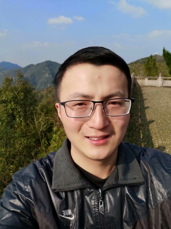 杨先生的第一张照片--嘉兴相亲服务中心