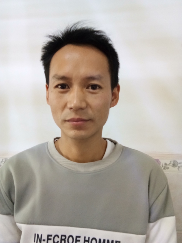 单亲爸爸的第一张照片--嘉兴相亲服务中心