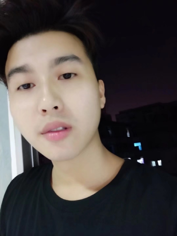 皮特王的第二张照片--嘉兴相亲服务中心